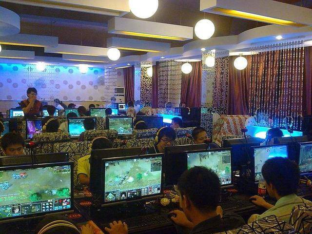 赤峰市网吧出售主机