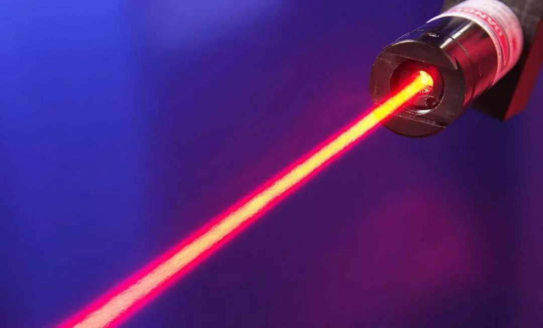 激光电视主机怎么固定