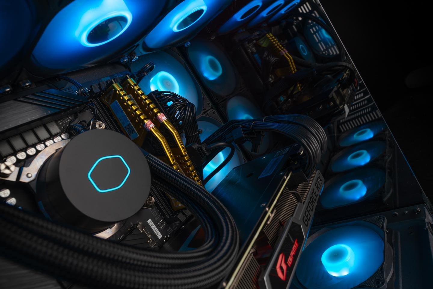 主机买风冷还是水冷