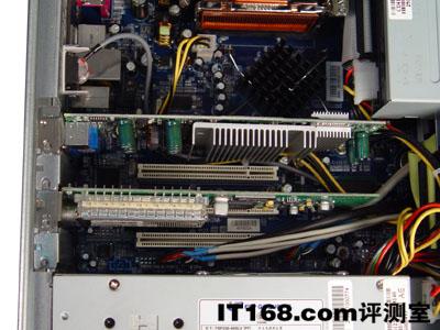 电脑主机里面都有什么东西吗