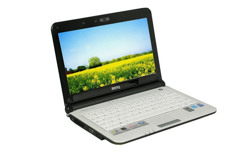 明基有一款橙色的主机