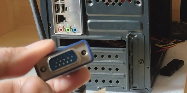 独显电脑主机接显示器不亮