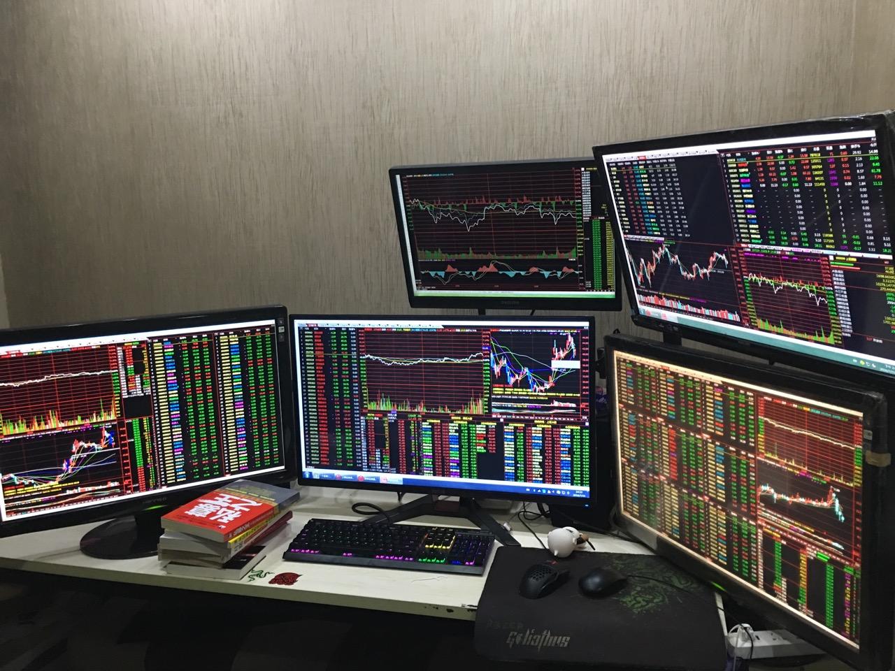 组装个炒股电脑主机